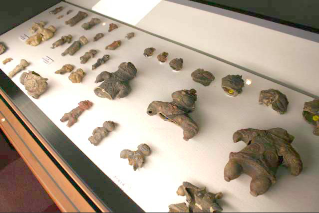 壊れた遮光器土偶